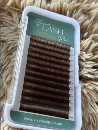 .07 Brown super soft volume lashes